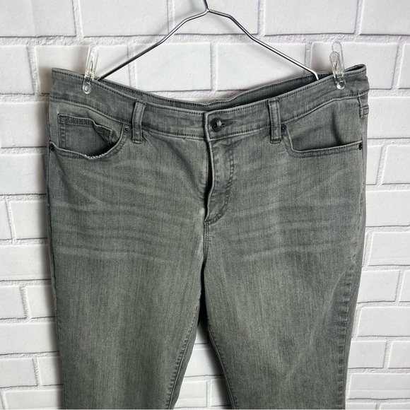 LANDS END mid rise straight jean/gray size 14P - Picture 7 of 9